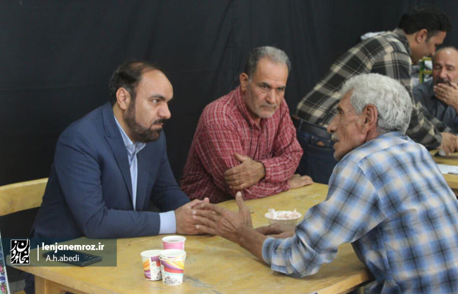 برگزاری میز خدمت در چرمهین